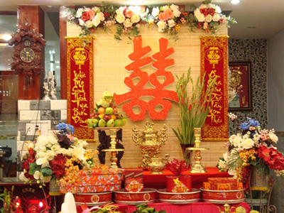 trang trí bàn gia tiên
