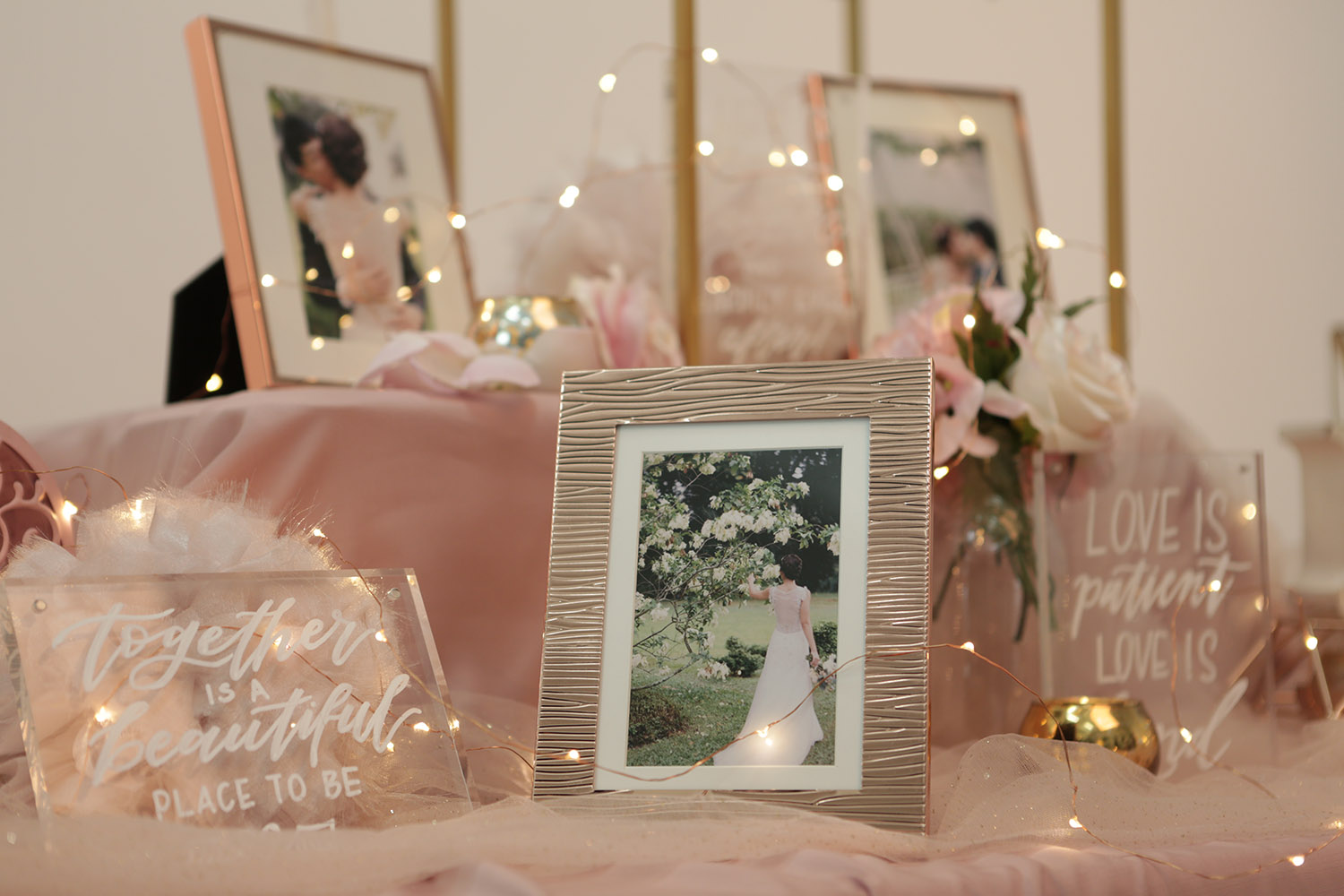 Marry Blog :: Tự tay trang trí bàn cưới Gallery siêu đơn giản tại nhà