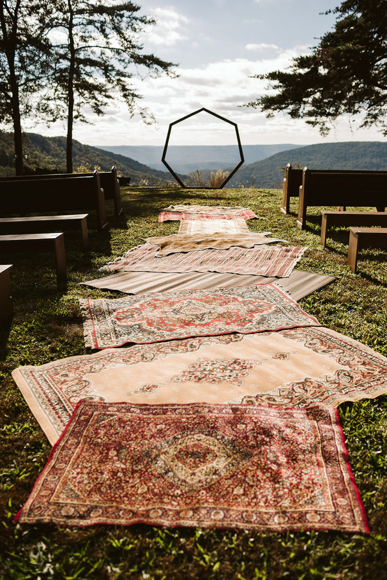 Gợi ý trang trí tiệc cưới phong cách Bohemian