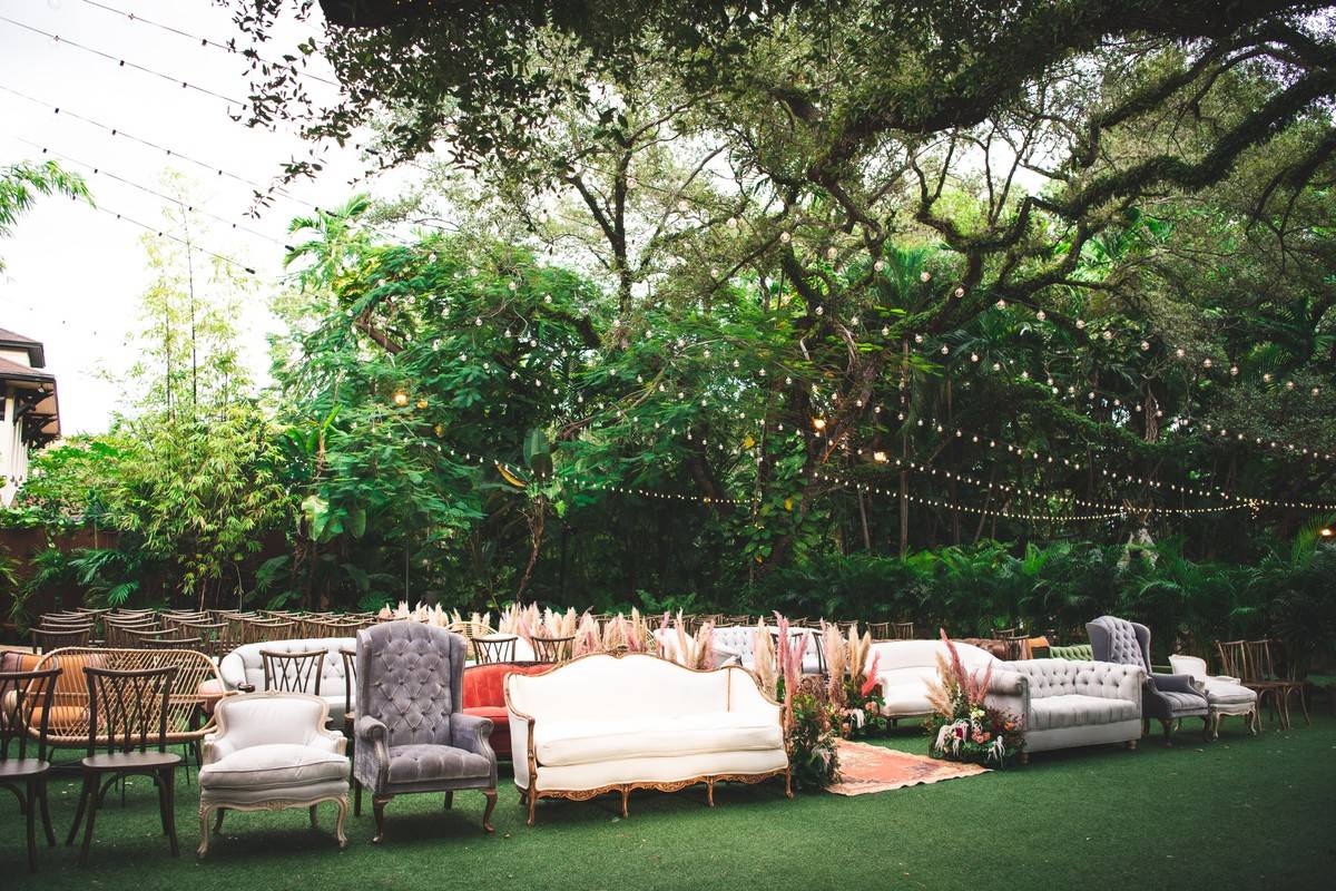Gợi ý trang trí tiệc cưới phong cách Bohemian