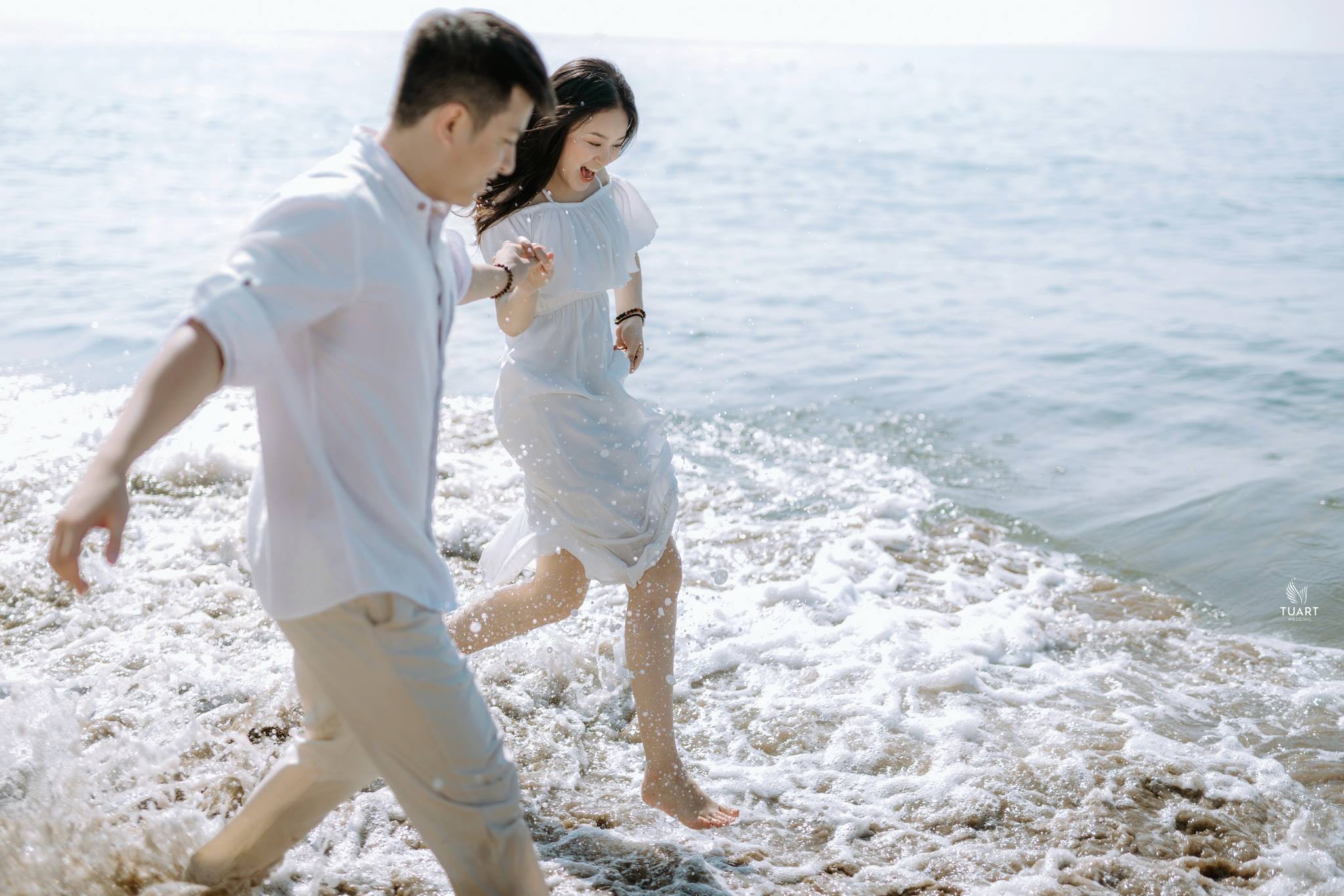 chụp ảnh cưới ngoại cảnh biển