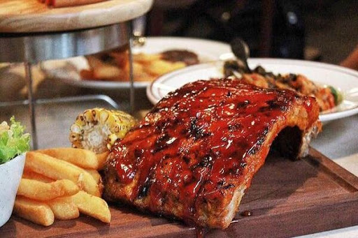 món sườn BBQ ngày cưới 