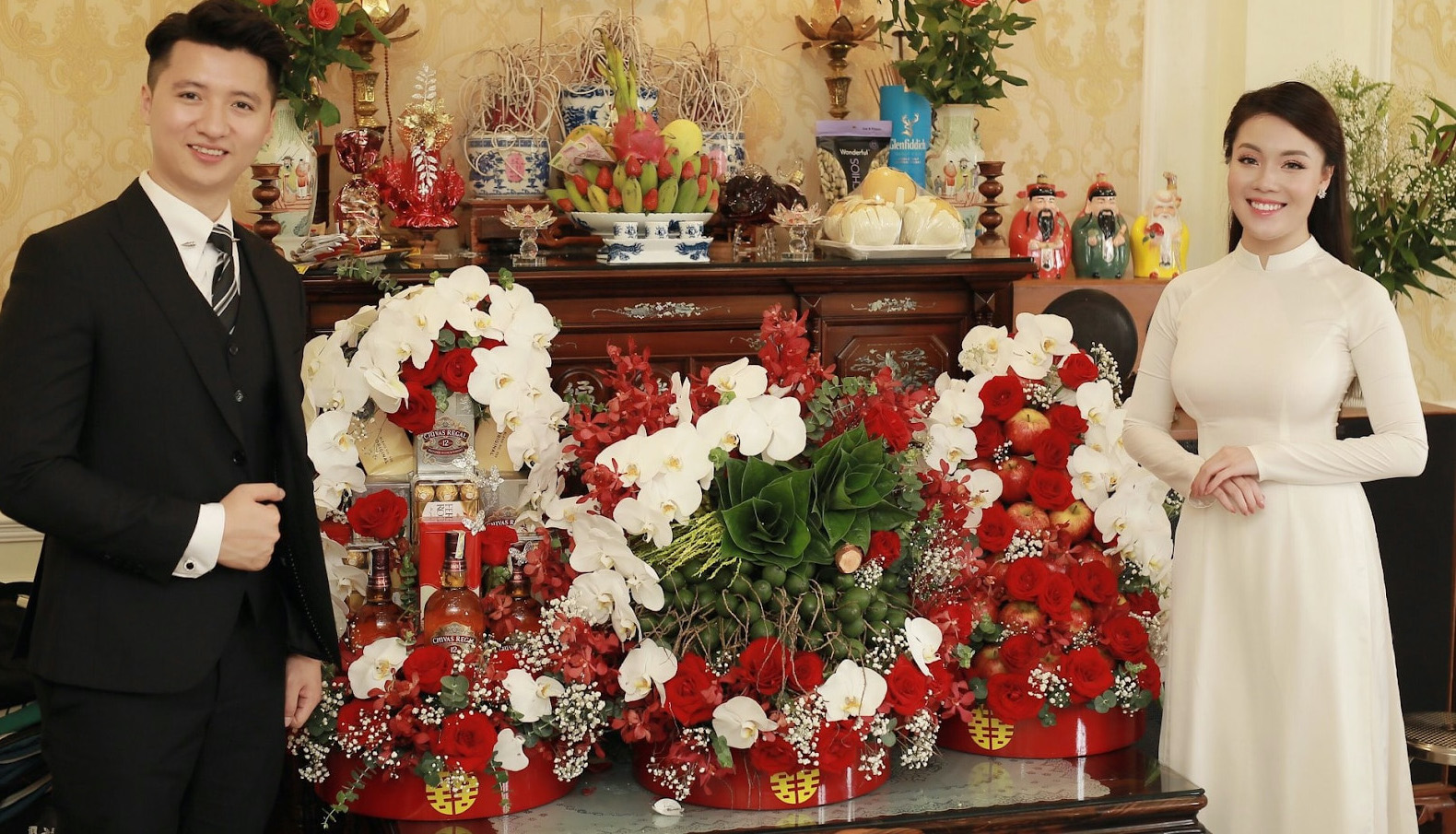 Lễ dạm ngõ trong thủ tục cưới Việt Nam