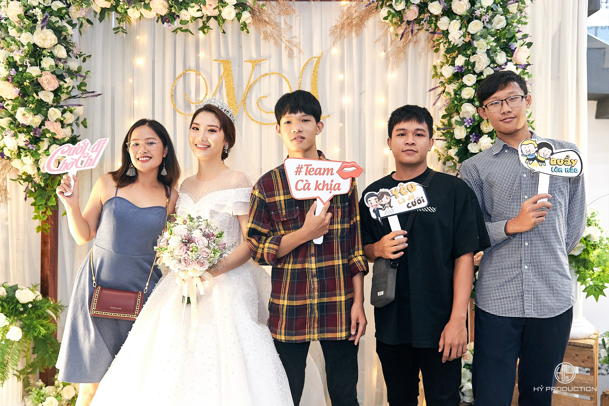 Hỷ phóng sự cưới Marry