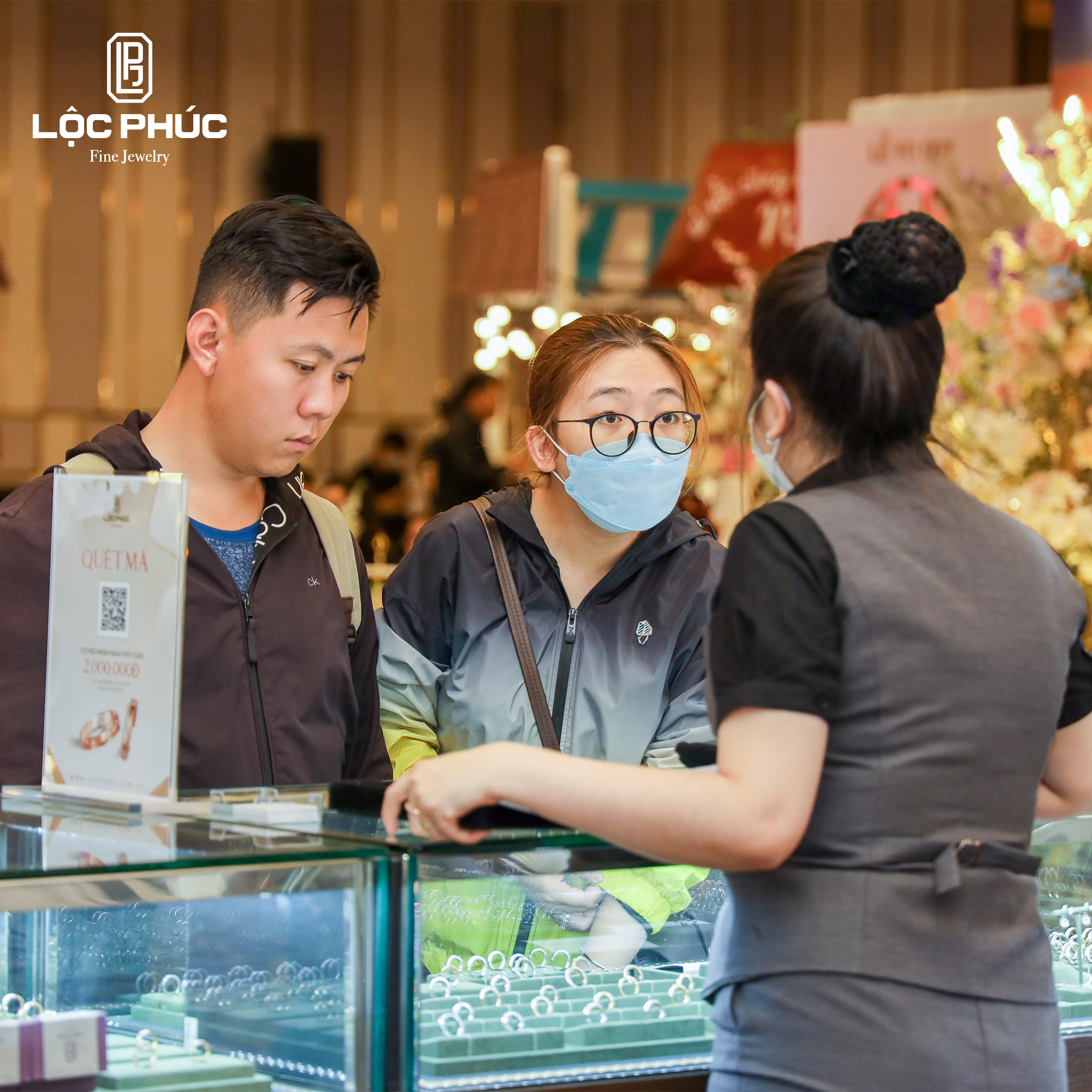 Hơn 800 cặp đôi tin tưởng chọn nhẫn cưới Lộc Phúc