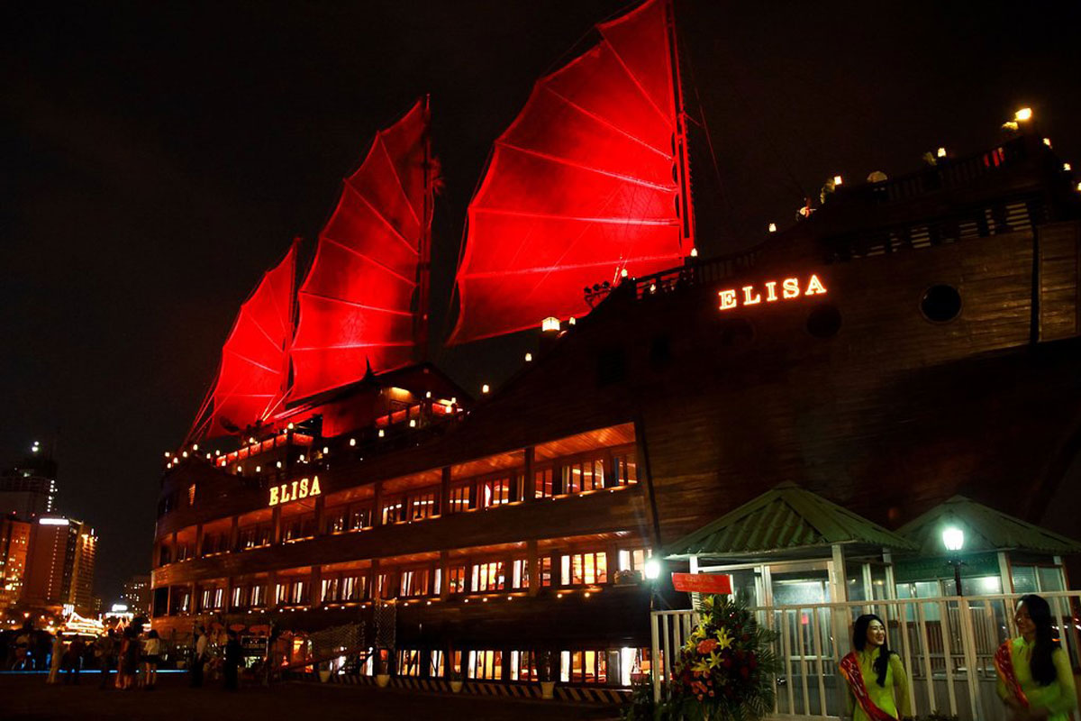 Elisa Floating Restaurant