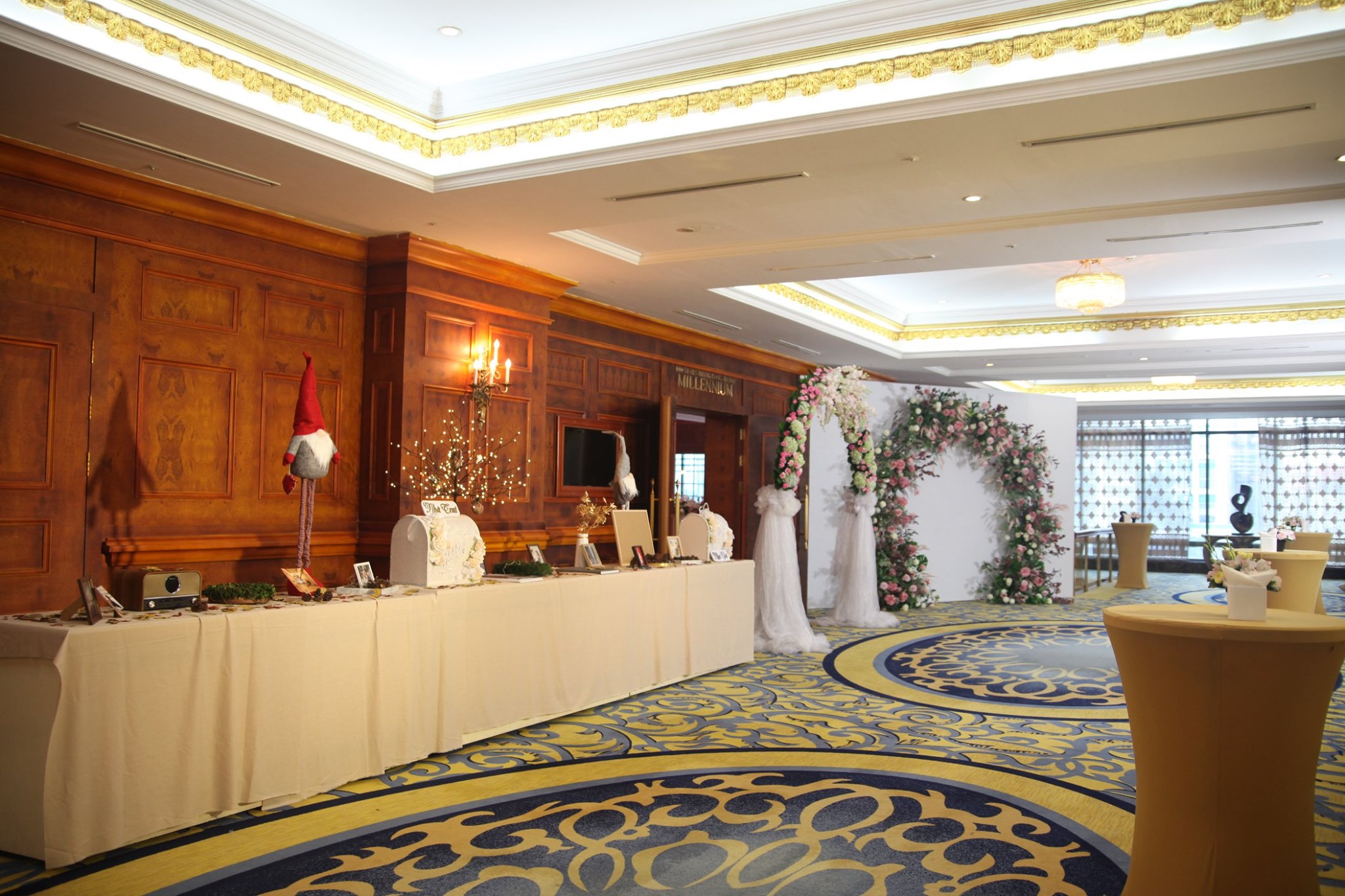 Grand Plaza Hanoi Hotel