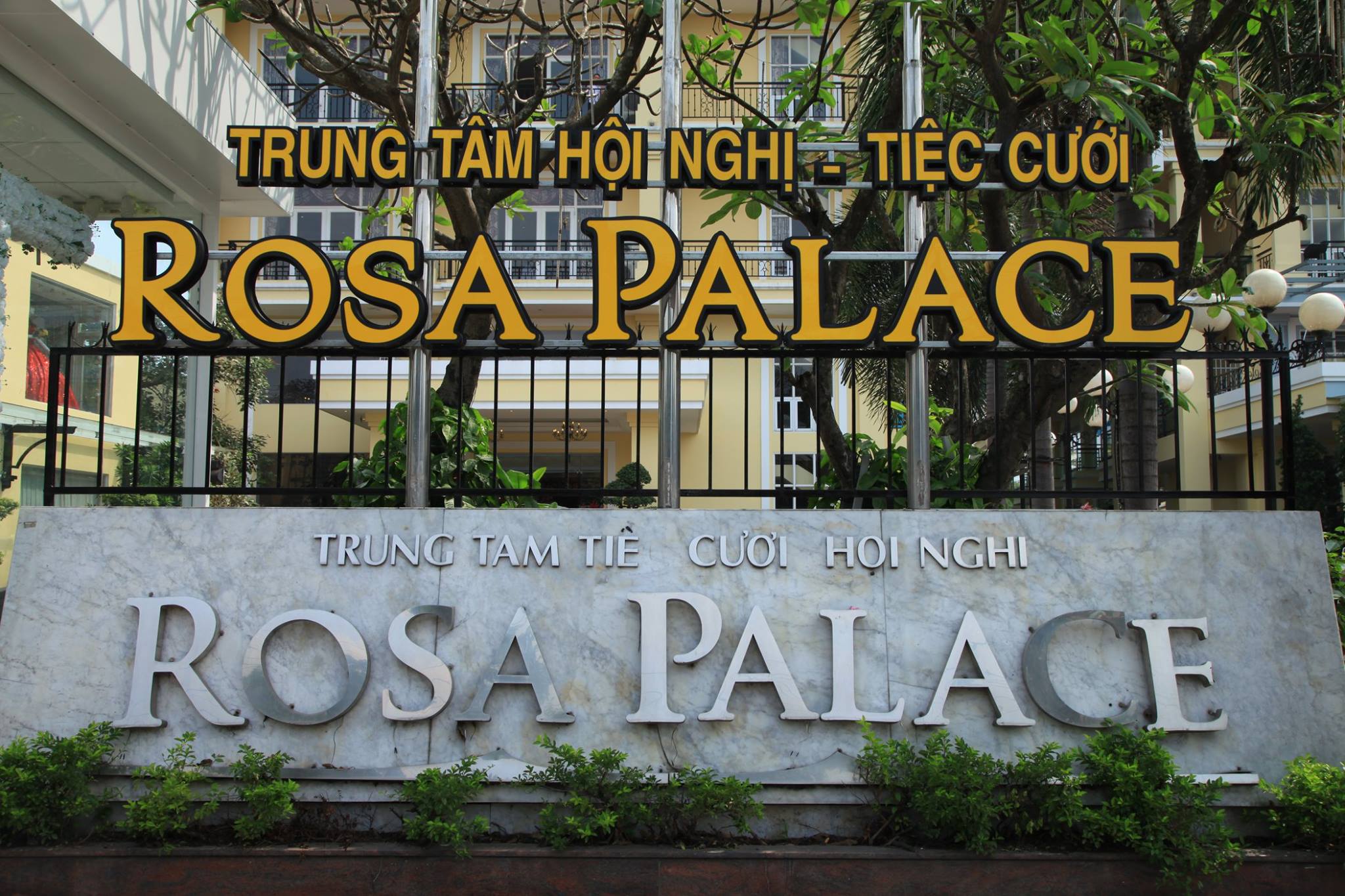 Trung Tâm Hội Nghị - Tiệc Cưới Rosa Palace