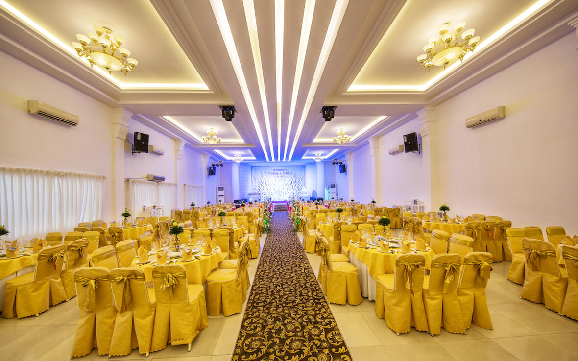 TTTC Hoàng Long Marry