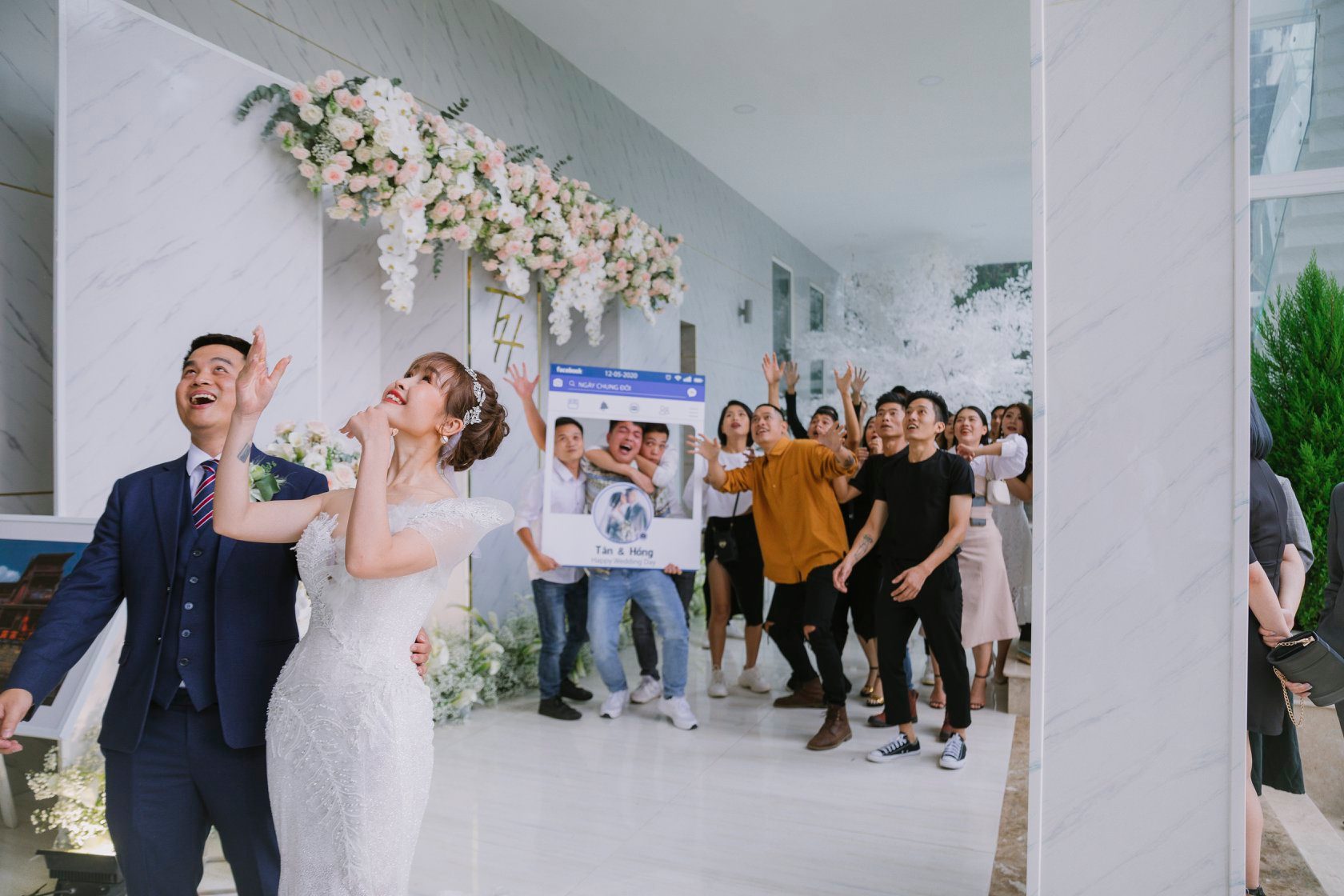 Hal Bridal Marry