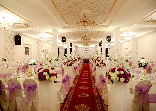 nhà hàng Tân Sơn Nhất Marry