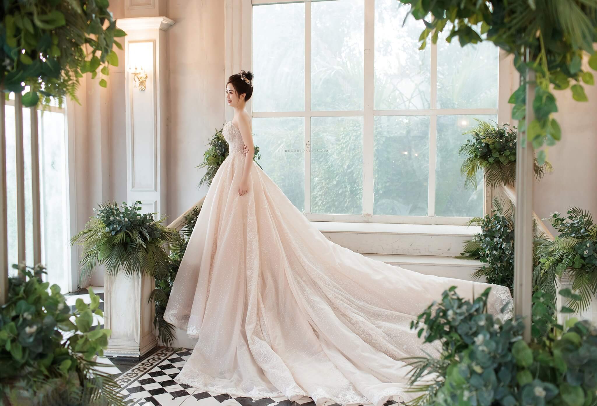 Ren Bridal Studio Marry