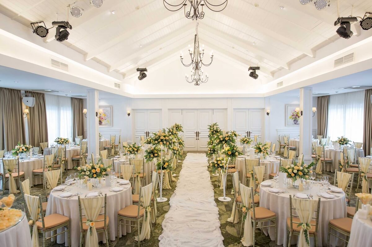 Tòa nhà Sự Kiện Gala Royale Marry