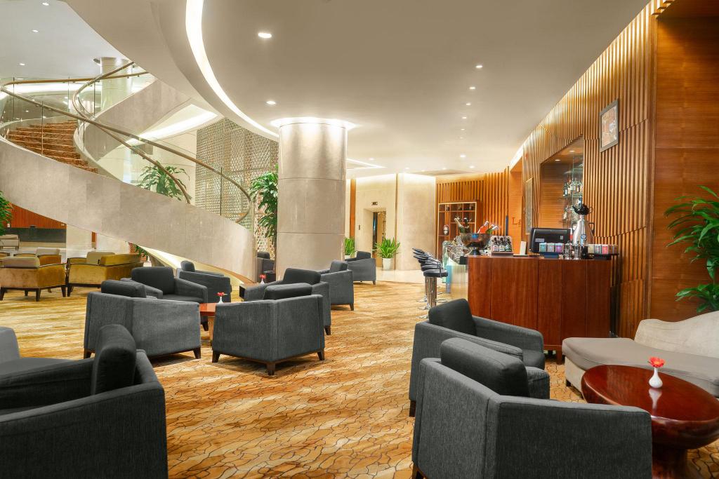 crowne-plaza-hanoi Marry