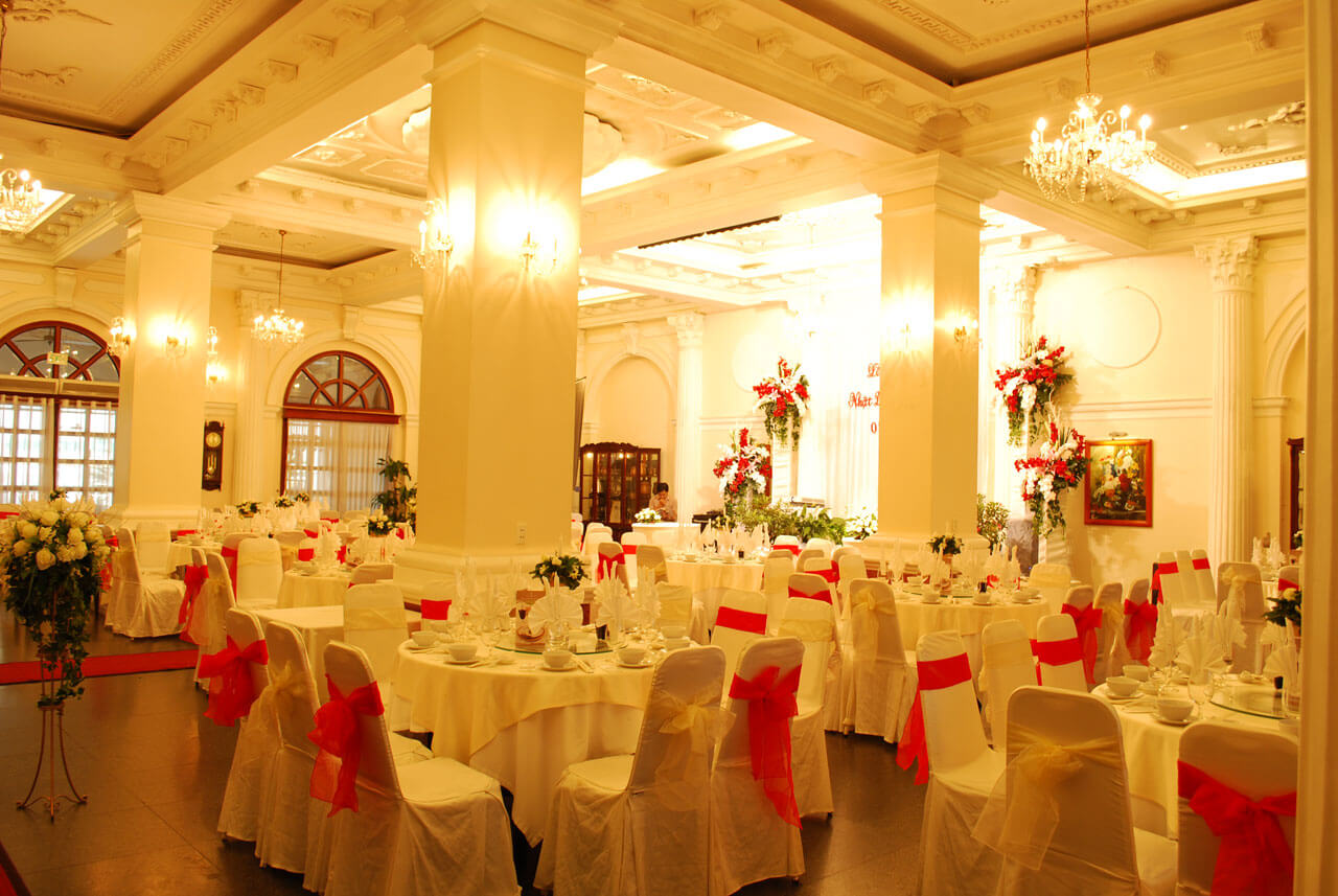 Hotel Continental Saigon Marry