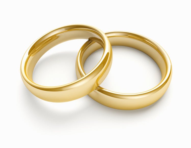 1 cặp nhẫn cưới vàng 18k giá bao nhiêu là vừa? Mua ở đâu?