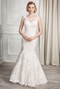 Áo cưới Châu Âu - Quận Thủ Đức chuyên Trang phục cưới tại Thành phố Hồ Chí Minh - Marry.vn