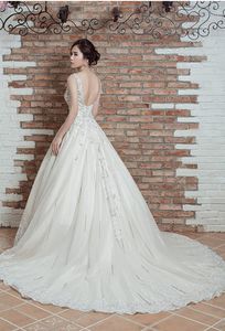 Chinh Bridals- Nhà may áo cưới cao cấp chuyên Chụp ảnh cưới tại Thành phố Hồ Chí Minh - Marry.vn