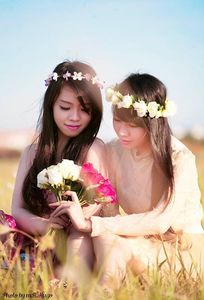 Vòng hoa đội đầu Xinh Xắn chuyên Dịch vụ khác tại Thành phố Hồ Chí Minh - Marry.vn