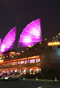 Elisa Floating Restaurant chuyên Nhà hàng tiệc cưới tại Thành phố Hồ Chí Minh - Marry.vn