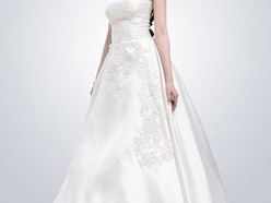 BỘ SƯU TẬP VÁY CƯỚI XUÂN 2015 CỦA LINH NGA BRIDAL - Linh Nga Bridal