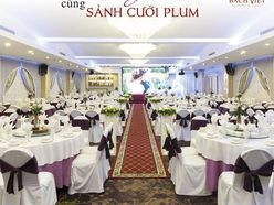 Sảnh Plum – Tone màu tím của tình yêu sắc son, tinh tế &amp; lãng mạn - Trung tâm Hội Nghị & Tiệc Cưới Bách Việt