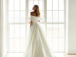 Xưởng may áo cưới sỉ lẻ xuất khẩu uy tín tại Việt Nam  - Cambridal