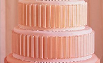 Bánh cưới màu hồng cam - Blog Marry