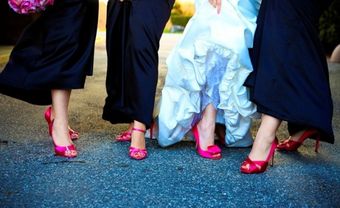 Giày cưới màu hồng dễ thương - Blog Marry