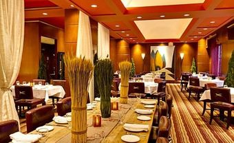 Kinh nghiệm đặt tiệc cưới: Tính toán số bàn dự phòng - Blog Marry