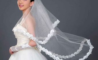 Cô dâu xinh đẹp hơn với lúp ren  - Blog Marry