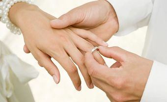 Nhẫn đính hôn cho chàng - Blog Marry