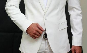 Vest cưới trắng một nút cài cổ điển ve áo cách điệu - Blog Marry