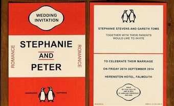 Thiệp cưới đẹp màu cam hình đôi chim cánh cụt - Blog Marry