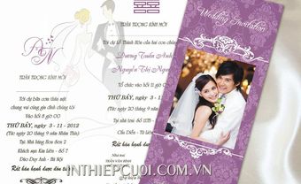 Thiệp cưới đẹp màu tím in hoa văn cổ điển  - Blog Marry