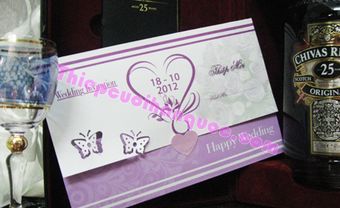 Thiệp cưới đẹp màu tím pastel cắt laser - Blog Marry