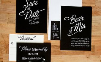 Thiệp cưới đẹp màu đen đơn giản và hiện đại - Blog Marry