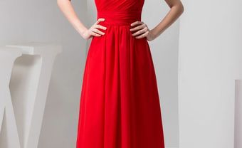 Váy phụ dâu màu đỏ lệch vai - Blog Marry