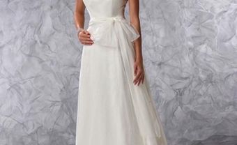 Váy cưới chữ A thắt nơ ngang eo - Blog Marry