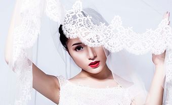 Cô dâu Hương Giang Idol đẹp rạng rỡ - Blog Marry