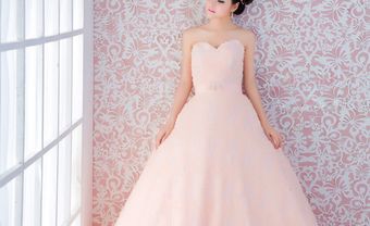 Áo cưới màu hồng cúp ngực trái tim - Blog Marry