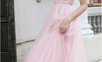 Áo cưới màu hồng đính pha lê  - Blog Marry