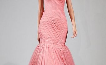 Áo cưới màu hồng đuôi cá xếp ly tinh tế - Blog Marry