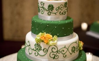 Bánh cưới 4 tầng xen kẽ xanh trắng - Blog Marry