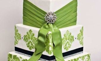 Bánh cưới vuông hoa văn xanh tinh tế - Blog Marry