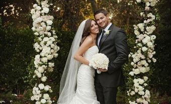Cổng hoa cưới kết hồng trắng đậm chất cổ tích - Blog Marry