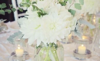 Hoa trang trí tiệc cưới bằng cúc trắng - Blog Marry