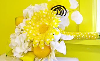 Hoa cưới màu vàng kết từ hoa và chanh tươi - Blog Marry