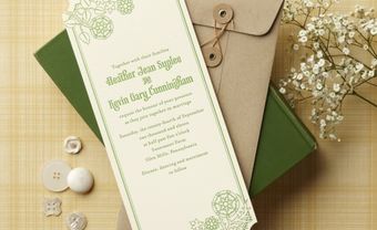 Thiệp cưới đẹp màu xanh lá với thiết kế bì thư  - Blog Marry
