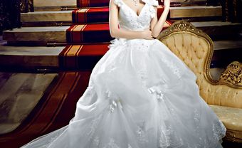 Áo cưới công chúa chân phồng vai đính nơ - Blog Marry